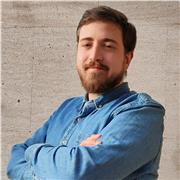 Profesor de Geografía e Historia (instituto y universidad), Filosofía y Lengua y Literatura para instituto.